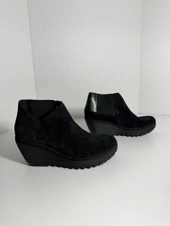 Fly London Shoes - FLY LONDON Black/Pewter Suede Booties Wedge Womens Size 38